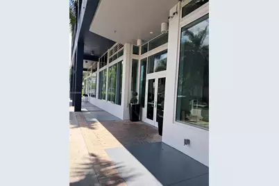 275 NE 18th St #1409, Miami, FL 33132 - Photo 4