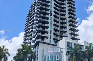 275 NE 18th St, Miami, FL 33132 - Photo 2