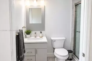 60 SW 13th St, Miami, FL 33130 - Photo 6