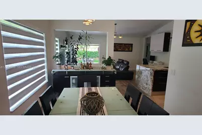 1596 Canary Island Dr, Weston, FL 33327 - Photo 8