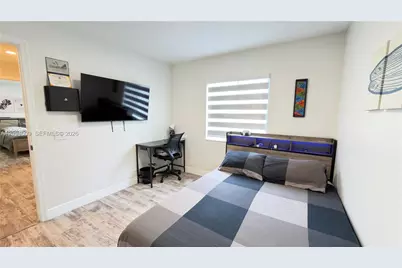 1596 Canary Island Dr, Weston, FL 33327 - Photo 34