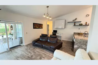 1596 Canary Island Dr, Weston, FL 33327 - Photo 22