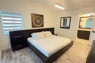 1596 Canary Island Dr, Weston, FL 33327 - Photo 24