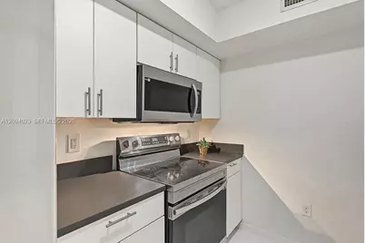 219 NW 12th Ave #807, Miami, FL 33128 - Photo 6