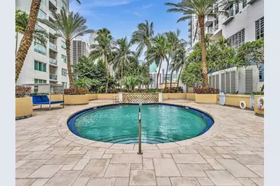 253 NE 2nd St #2208, Miami, FL 33132 - Photo 48