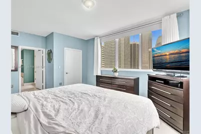 253 NE 2nd St #2208, Miami, FL 33132 - Photo 26