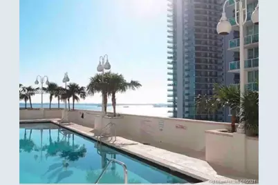 1200 Brickell Bay Dr #3924, Miami, FL 33131 - Photo 2