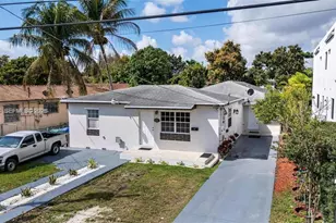 2862 SW 38th Ct, Miami, FL 33134 - Photo 1