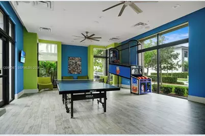 8167 NW 41st St #E-208, Doral, FL 33166 - Photo 26