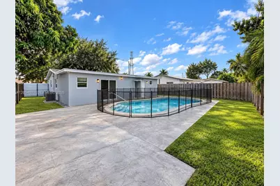 6831 Sheridan St, Hollywood, FL 33024 - Photo 2