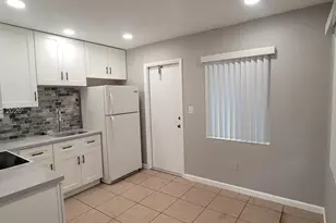 2533 Garfield St, Hollywood, FL 33020 - Photo 2