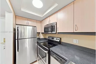 2951 S Bayshore Dr #512, Miami, FL 33133 - Photo 4