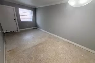 990 SW 4th St, Miami, FL 33130 - Photo 8