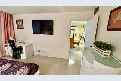 410 SE 2nd St #219, Hallandale Beach, FL 33009 - Photo 22
