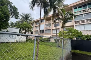 410 SE 2nd St, Hallandale Beach, FL 33009 - Photo 58