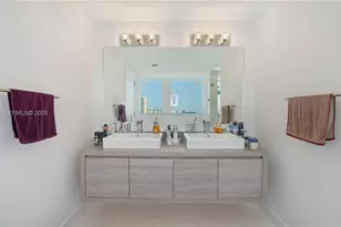 400 Sunny Isles Blvd, Sunny Isles Beach, FL 33160 - Photo 38