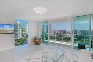 400 Sunny Isles Blvd, Sunny Isles Beach, FL 33160 - Photo 22