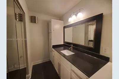11549 Terra Bella Blvd, Plantation, FL 33325 - Photo 20