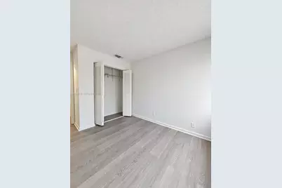 5348 Bosque Ln #105, West Palm Beach, FL 33415 - Photo 8