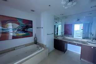 3801 Collins Ave, Miami Beach, FL 33140 - Photo 20