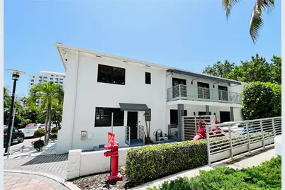1470 Lincoln Ter #1, Miami Beach, FL 33139 - Photo 2