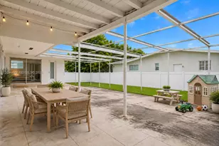 17355 NE 7th Ave, Miami, FL 33162 - Photo 12
