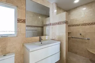 4404 Alhambra Cir, Coral Gables, FL 33146 - Photo 32