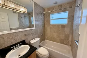 720 NE 13th Ct, Fort Lauderdale, FL 33304 - Photo 6