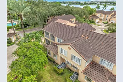 14611 Balgowan Rd #103-1, Miami Lakes, FL 33016 - Photo 1