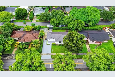 4547 SW 16th St, Miami, FL 33134 - Photo 30