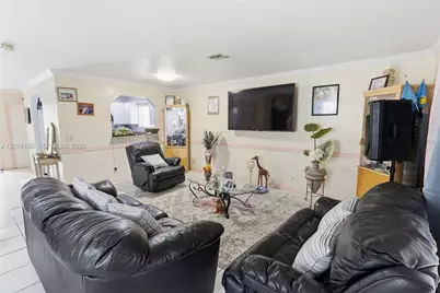 5504 NW 22nd St, Lauderhill, FL 33313 - Photo 12