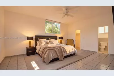 205 N Hibiscus Dr, Miami Beach, FL 33139 - Photo 24