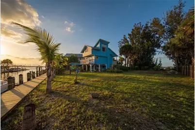 51 Vip Is #B, Grant-Valkaria, FL 32949 - Photo 32