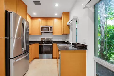 50 Park Dr #5, Bal Harbour, FL 33154 - Photo 2