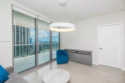 488 NE 18th St #4406, Miami, FL 33132 - Photo 2