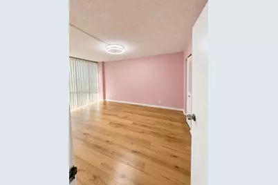 17011 N Bay Rd #117, Sunny Isles Beach, FL 33160 - Photo 4