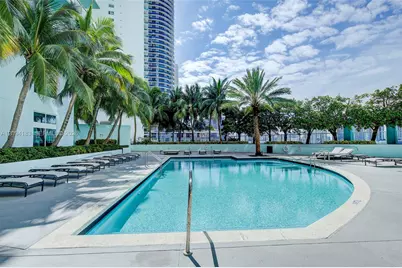 1900 N Bayshore Dr #4604, Miami, FL 33132 - Photo 4
