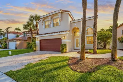 325 NW 158th Ln, Pembroke Pines, FL 33028 - Photo 2