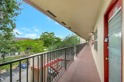13475 SW 9th St #413A, Pembroke Pines, FL 33027 - Photo 24