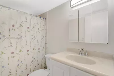 13475 SW 9th St #413A, Pembroke Pines, FL 33027 - Photo 20