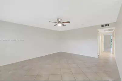 13475 SW 9th St #413A, Pembroke Pines, FL 33027 - Photo 10