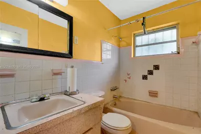 13205 NE 2nd Ave, North Miami, FL 33161 - Photo 20
