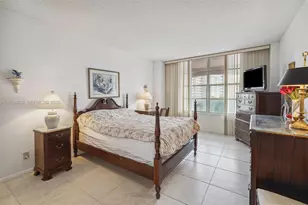 3800 S Ocean Dr, Hollywood, FL 33019 - Photo 14