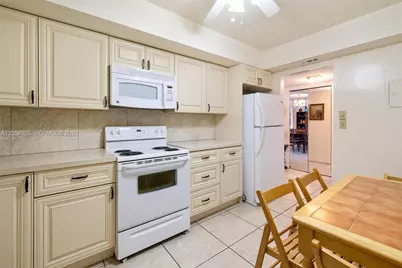 3800 S Ocean Dr #516, Hollywood, FL 33019 - Photo 6