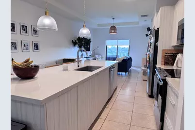8015 NW 104th Ave #38, Doral, FL 33178 - Photo 6