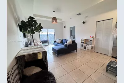 8015 NW 104th Ave #38, Doral, FL 33178 - Photo 12