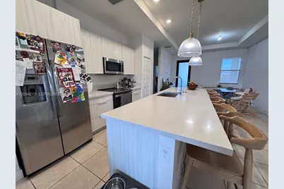8015 NW 104th Ave #38, Doral, FL 33178 - Photo 4