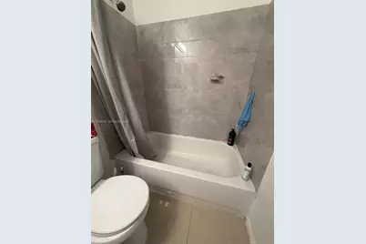 855 SW 113th Way #855, Pembroke Pines, FL 33025 - Photo 6