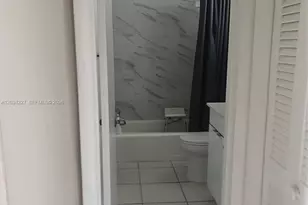 215 SE 3rd Ave, Hallandale Beach, FL 33009 - Photo 8