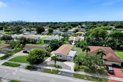 2910 NW 25th St, Fort Lauderdale, FL 33311 - Photo 34